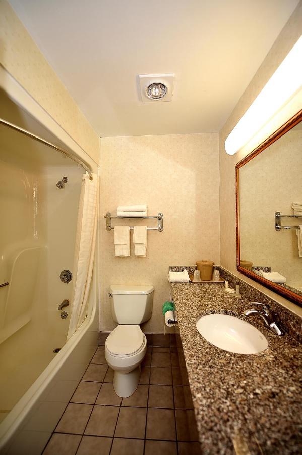 Baymont By Wyndham North Dartmouth Fall River Ngoại thất bức ảnh